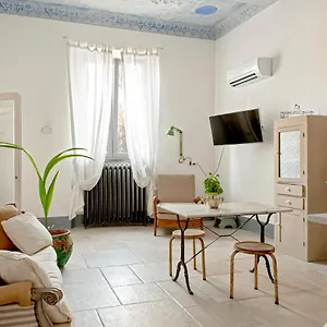  Appartement Piéce En Rose